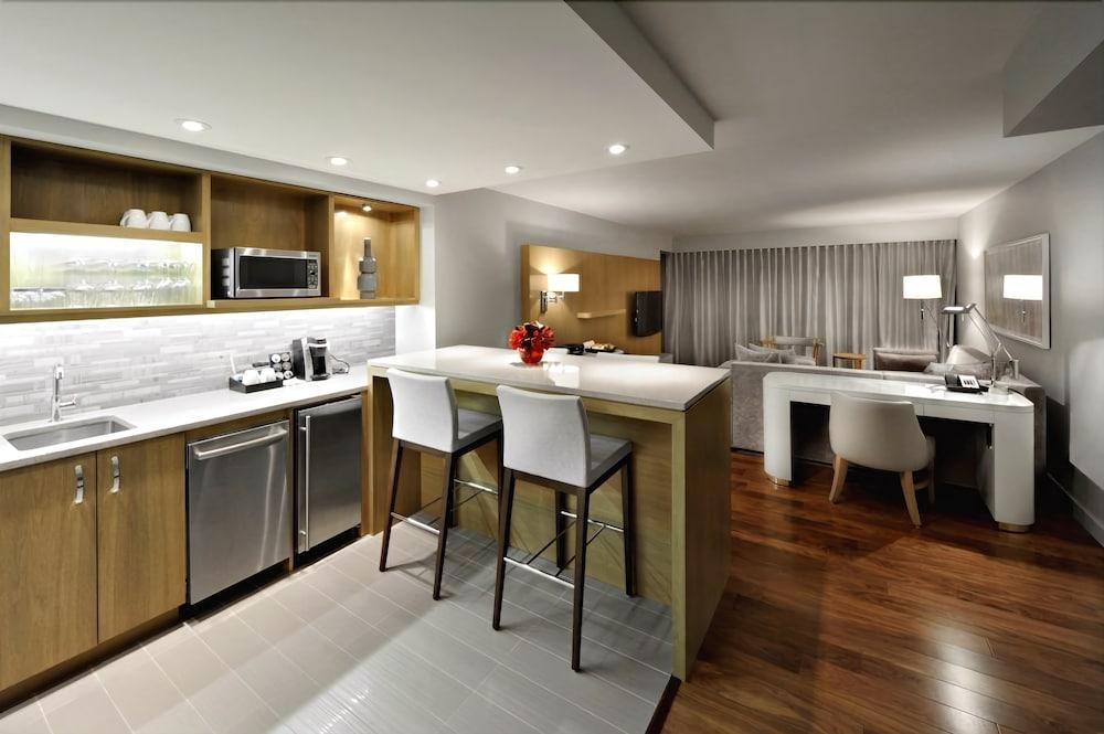 The James Hotel Saskatoon Dış mekan fotoğraf